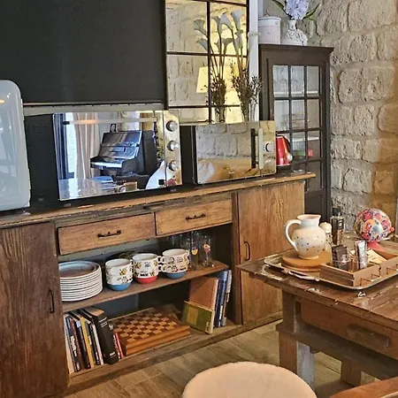 Apartment In Center And Next To The Train Station Houilles